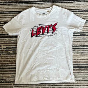 White Levi's T Shirt